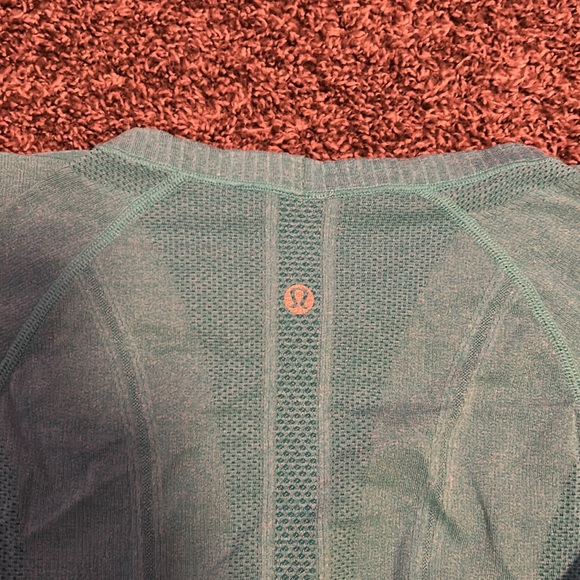 Lululemon Swiftly tech - Picture 3 of 3